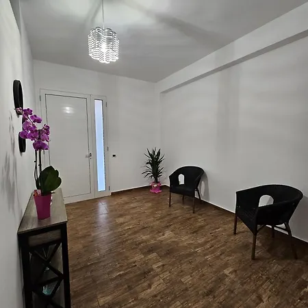 Marigio Oda ve Kahvaltı Menfi